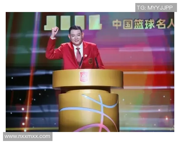 从篮球场到足球场的跨界奇才他如何突破自我成就传奇之路